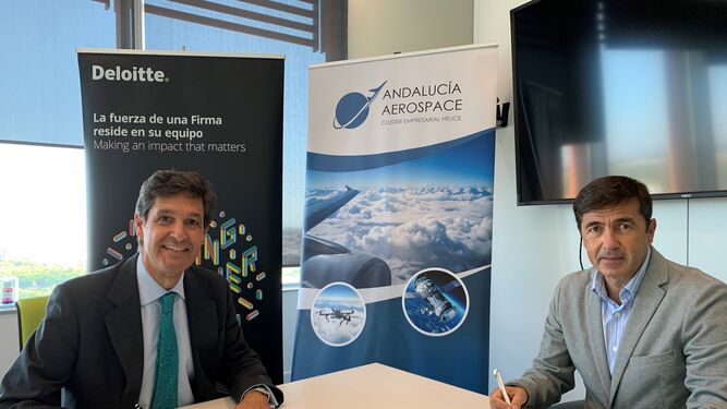 Juan Román, director gerente de Andalucía Aerospace, y Leopoldo Parias, socio director de Deloitte en Andalucía.