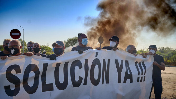 Protesta de trabajadores de Alestis en Cádiz