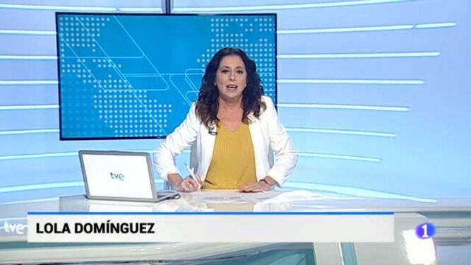 Lola Domínguez, conductora de las noticias de Andalucía a las dos de la tarde