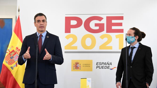 Pedro Sánchez  y Pablo Iglesias, durante su comparecencia para presentar las claves de los presupuestos