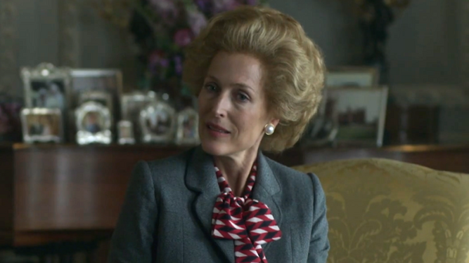Gilliam Anderson como Margaret Thatcher en la cuarta temporada de 'The Crown'
