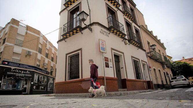 Apartamentos turísticos en San Gil,  en el centro de Sevilla, junto a la basílica de la Macarena.