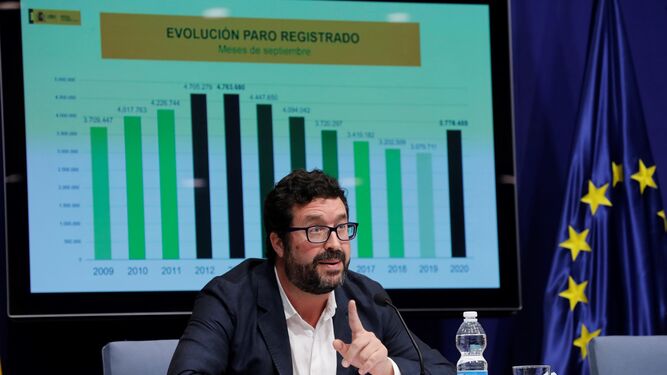 El secretario de Estado de Trabajo, Joaquín Pérez Rey, comparece en una rueda de prensa en el Ministerio de Trabajo y Economía Social.