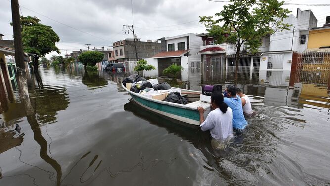 La tormenta  tropical  Gamma ocasiona fuertes inundaciones en el Sureste de México.