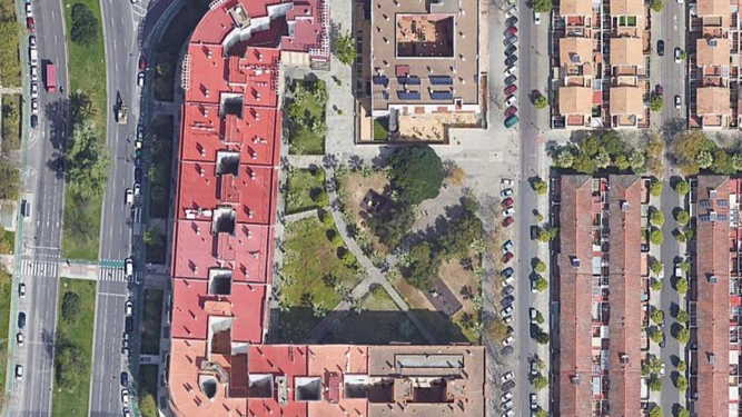 Vista aérea de la Plaza del Hangar, ubicada en Sevilla Este.