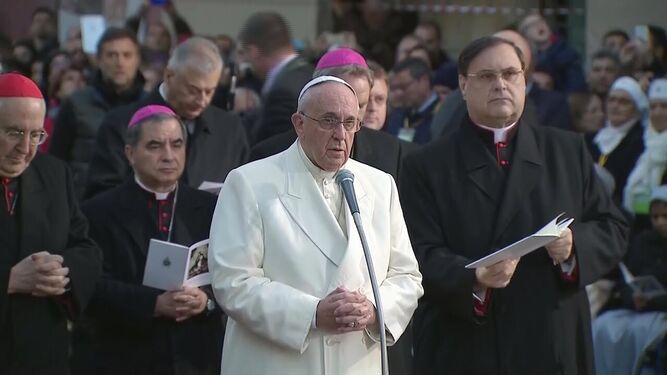 El Papa Francisco, en un pasado homenaje a la Inmaculada en la Plaza de España de Roma