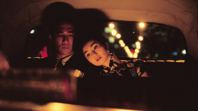 Tony Leung y maggie Cheung en una imagen del filme de Wong Kar-wai.