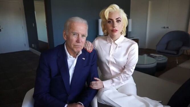 Lady Gaga y Joe Biden posan juntos para un antiguo proyecto benéfico.