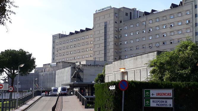 Acceso al Hospital Universitario de Valme.