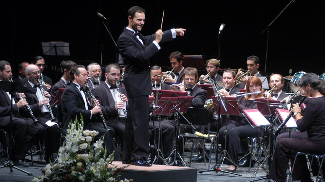 La Banda Sinfónica Municipal de Sevilla dirigida por Francisco Javier Gutiérrez Juan.