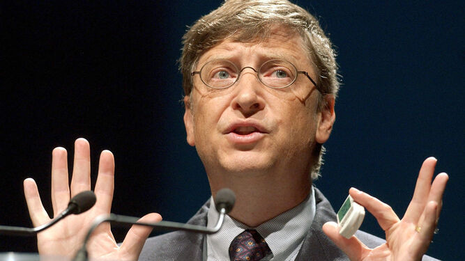 El multimillonario, Bill Gates.