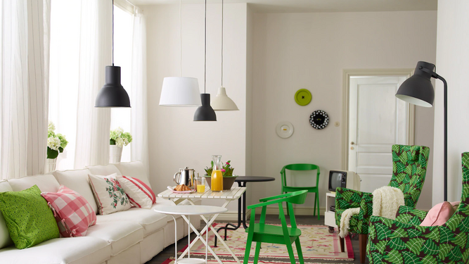 Descubre los artículos de las rebajas de Ikea con los que renovar la decoración de casa con poco presupuesto.