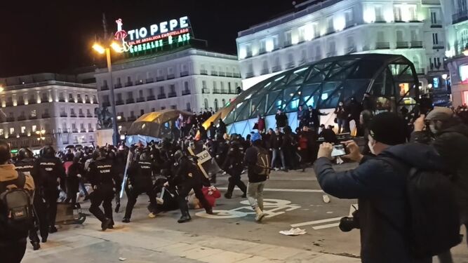 Cargas policiales en la Puerta del Sol