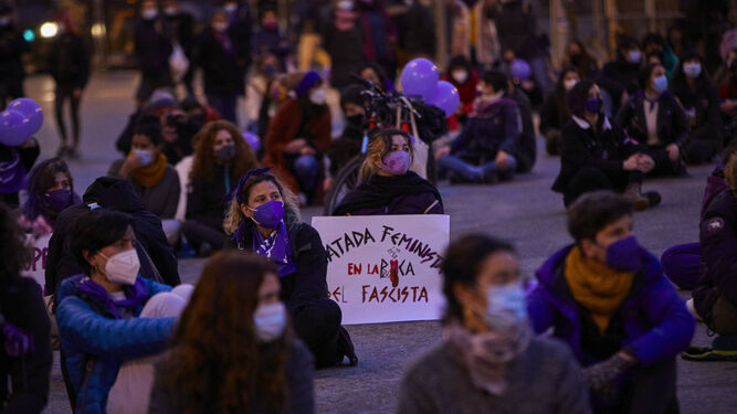 Concentraciones feministas en Madrid pese a la prohibición.