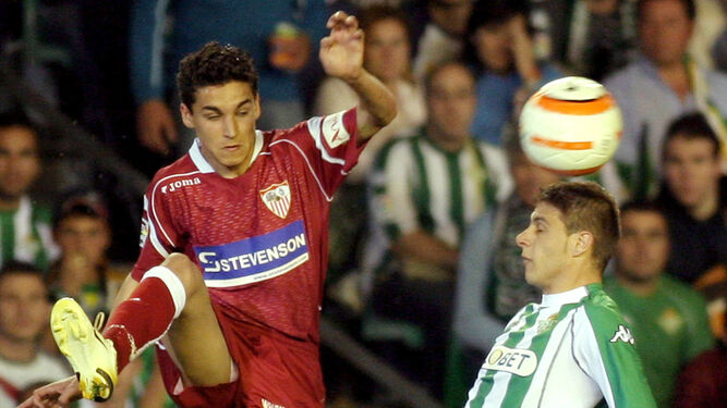 Jesús Navas y Joaquín, en un Betis-Sevilla de 2006.
