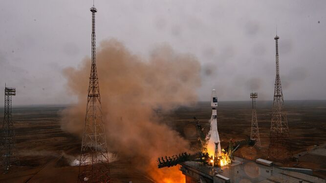 Despega cohete Soyuz con el primer nanosatélite de Generalitat desde Baikonur