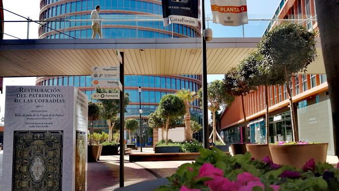 El centro comercial Torre Sevilla mantendrá el servicio de parking gratuito en horario comercial durante los fines de semana y festivos.
