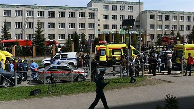 Fachada del colegio ruso donde ha ocurrido el tiroteo
