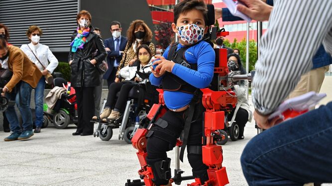 El exoesqueleto pediátrico 'Atlas 2030'