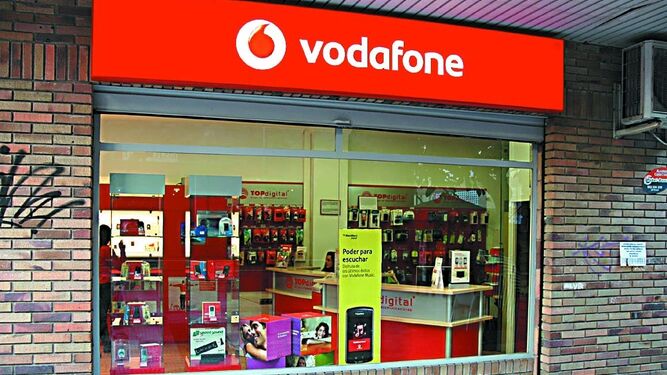 Vodafone creará 600 puestos de trabajo en Málaga a raíz de la apertura de esta sede