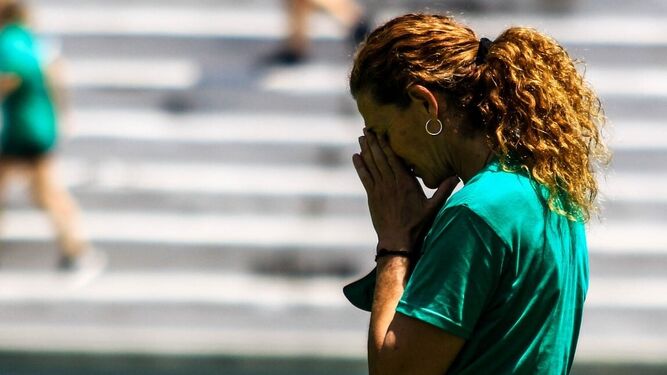 Mariola Rus, en un gesto de resignación tras la derrota en semifinales ante el Cisneros.