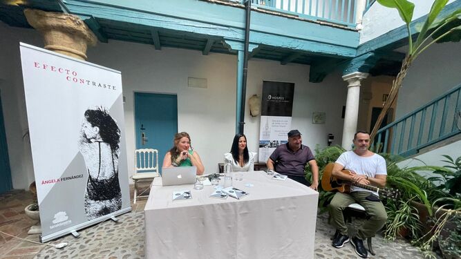 Presentación del libro 'Efecto Contraste', de Ángela Fernández, en el Hotel Hospes, las Casas del Rey de Baeza.