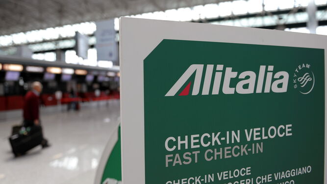 Mostrador de facturación de Alitalia.