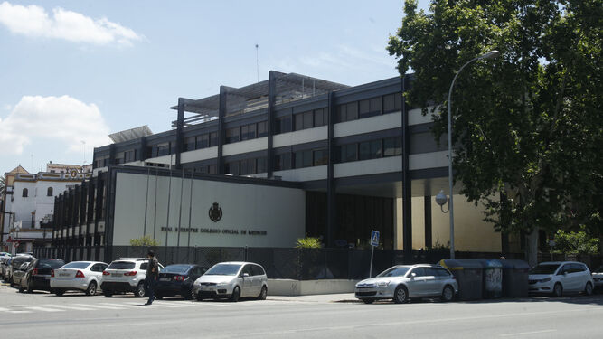La sede del Colegio de Médicos.