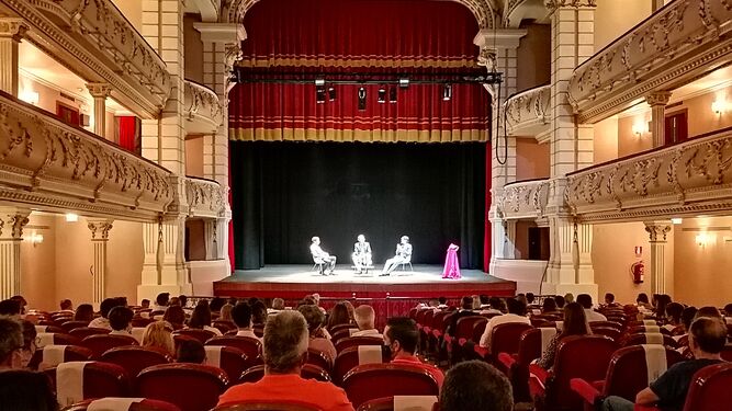 David de Miranda y Roca Rey dejan una bonita experiencia torera ante una nutrida audiencia en el Gran Teatro