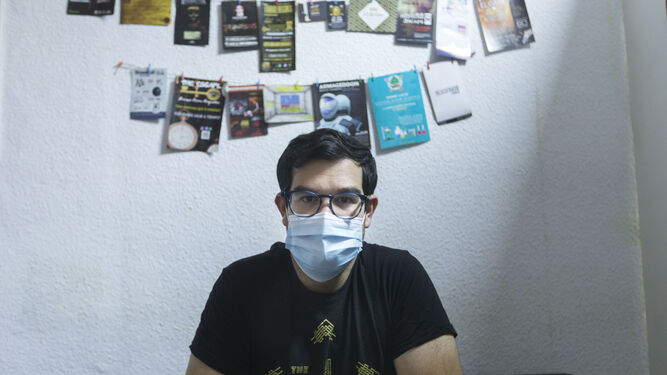 “Borja Rodríguez abrió el escape room The Dark Machine en Almería con financiación de Microbank