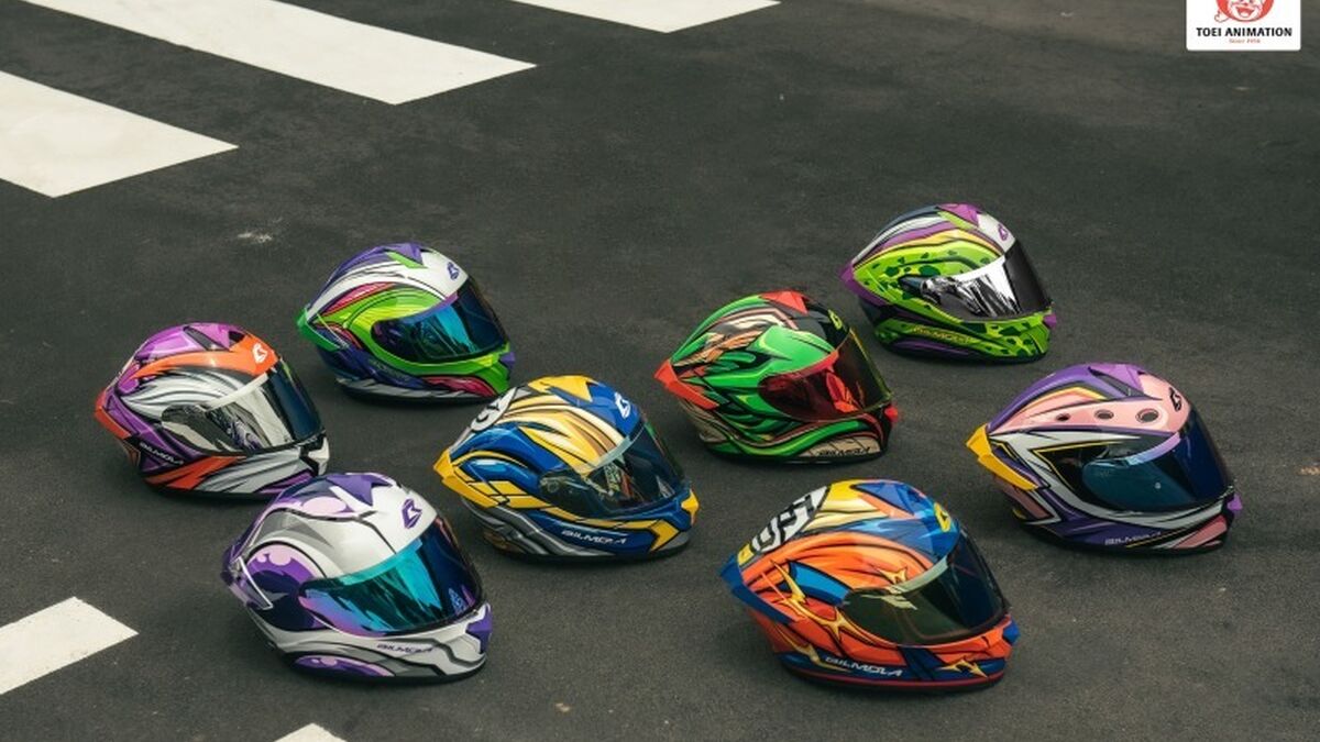 Así son los cascos de moto basados en 'Dragon Ball'