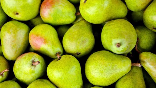Las peras son una de las frutas de temporada que puedes disfrutar este septiembre
