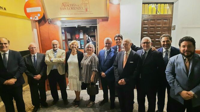 Los pregoneros de las Glorias de Sevilla homenajean a Rosa García Perea
