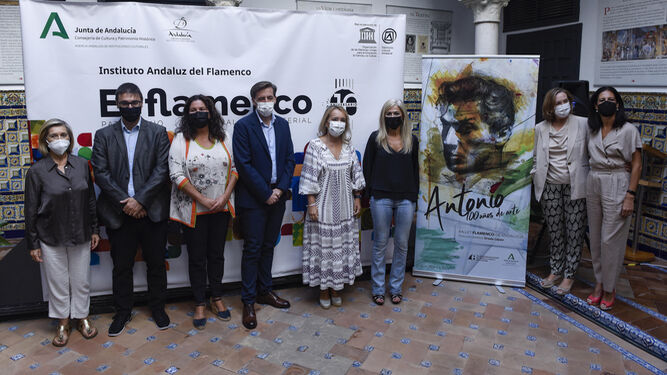 Presentación del programa conmemorativo del centenario de Antonio el Bailarín, este lunes en la sede del Instituto Andaluz del Flamenco en Sevilla.