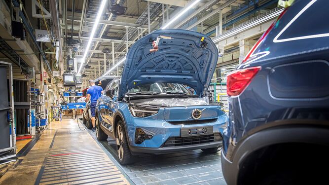 Volvo inicia la fabricación del C40 Recharge