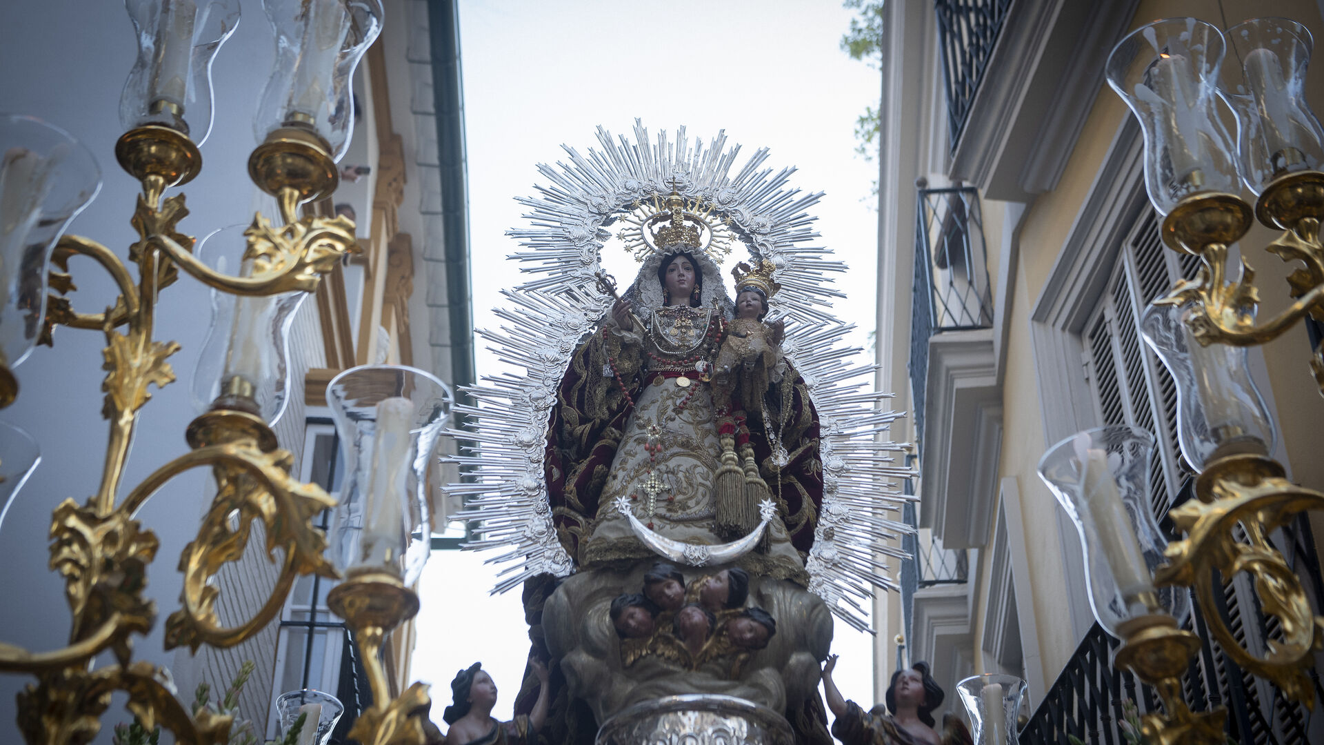 La procesi&oacute;n de la Virgen del Pilar, en im&aacute;genes