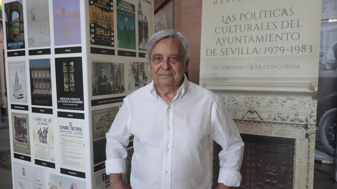 Manuel Cid Pérez, autor del libro 'Las políticas culturales del Ayuntamiento de Sevilla: 1979-1983', presentado en el espacio Platea Odeón.
