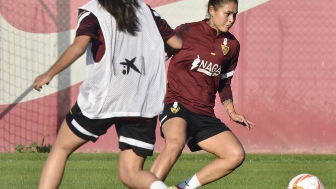 Un entrenamiento del Sevilla Femenino.