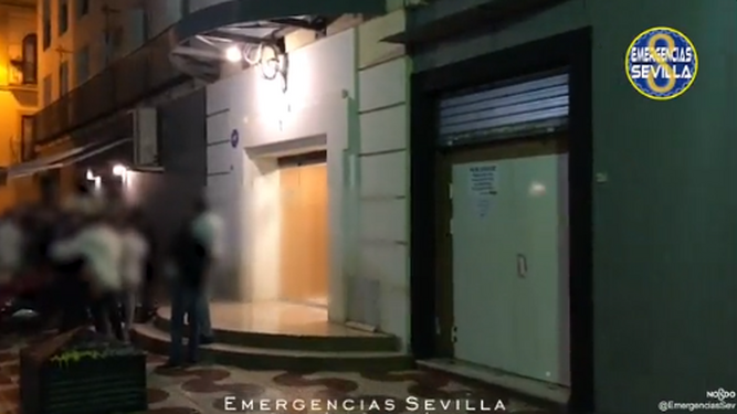 477 desalojados del interior de dos discotecas con fiestas de Halloween en Sevilla