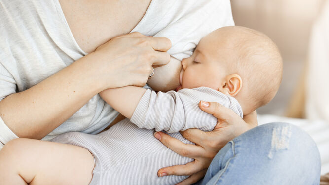 Tips para destetar a tu bebé de manera progresiva respetando sus necesidades