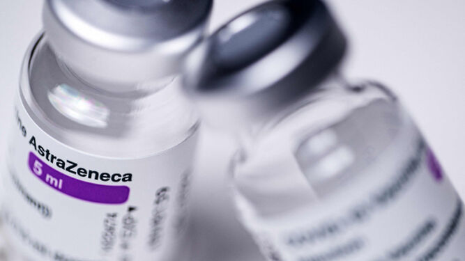 El fármaco de AstraZeneca contra la COVID-19 protege un 83% contra la Covid-19 durante seis meses