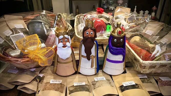 Incensarios en forma de Reyes Magos entre otros productos para regalar estas navidades