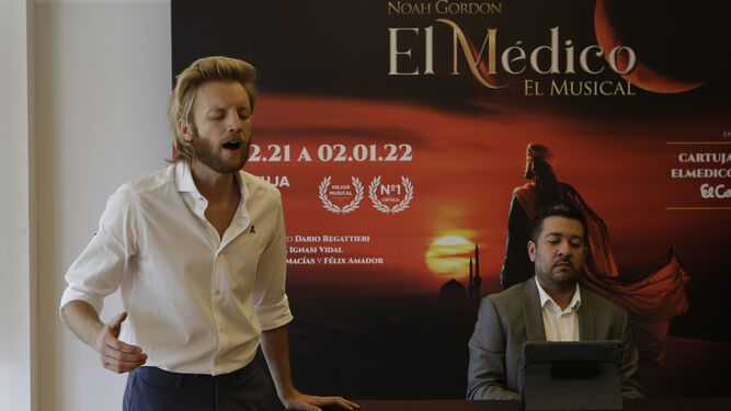 Presentación de 'El Médico, el musical', en Sevilla.
