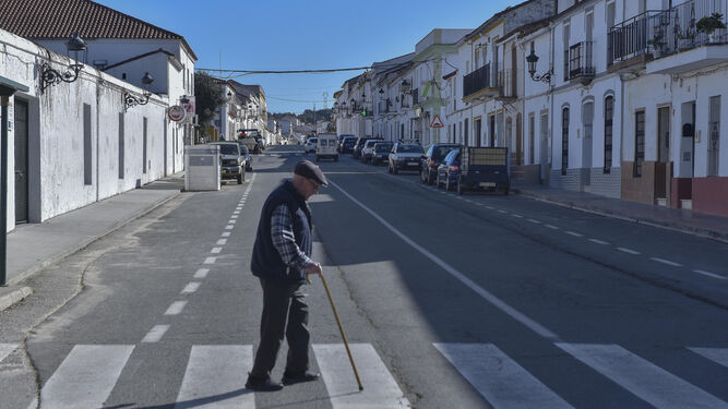 Una de las principales calles de El Real de la Jara, en una imagen de archivo.