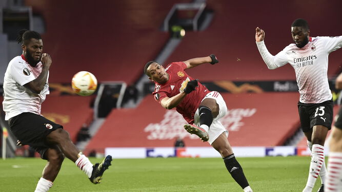 Martial en un partido con el Manchester United