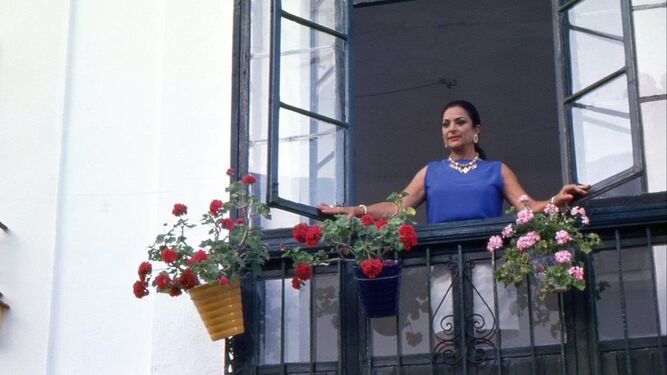 Lola Flores, en su casa natal, en Jerez de la Frontera.