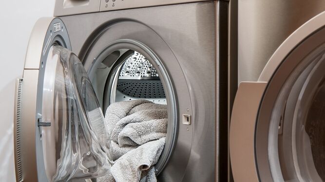 ¿A qué hora es más barato poner la lavadora?