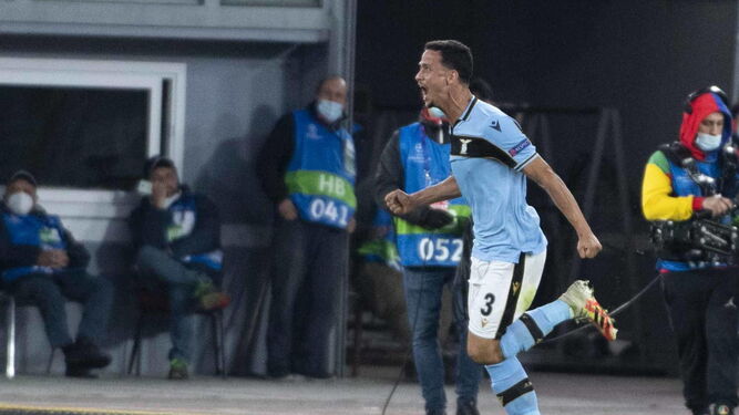 Luiz Felipe celebra un gol con la Lazio.
