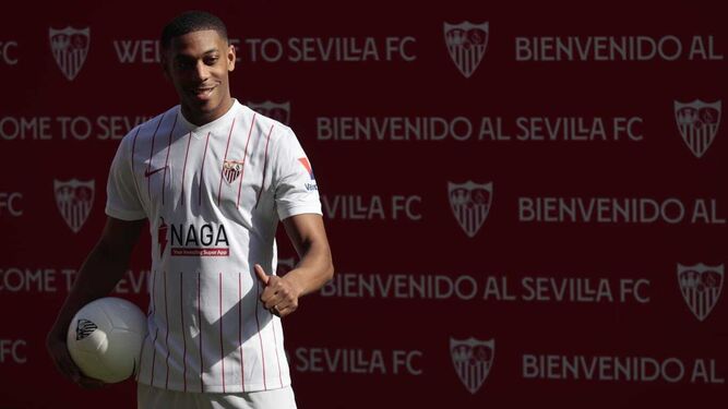 Martial: &quot;Desde el primer día quería venir al Sevilla&quot;