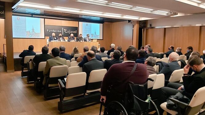 Imagen de la asamblea celebrada en la sede de la Fundación Cajasol.